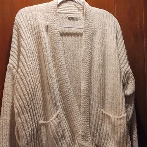 🚨Urban outfitter sweater jacket Size XS (T3)